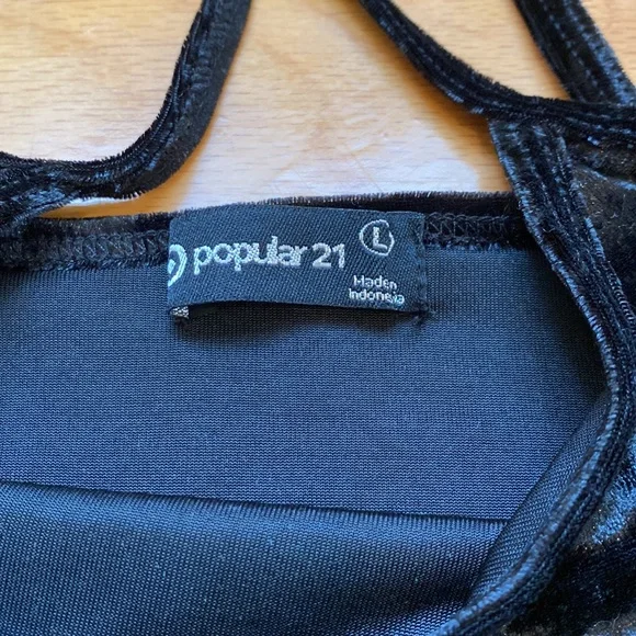 Popular 21 Black Velvet Pajama Set - Picture 7 of 12